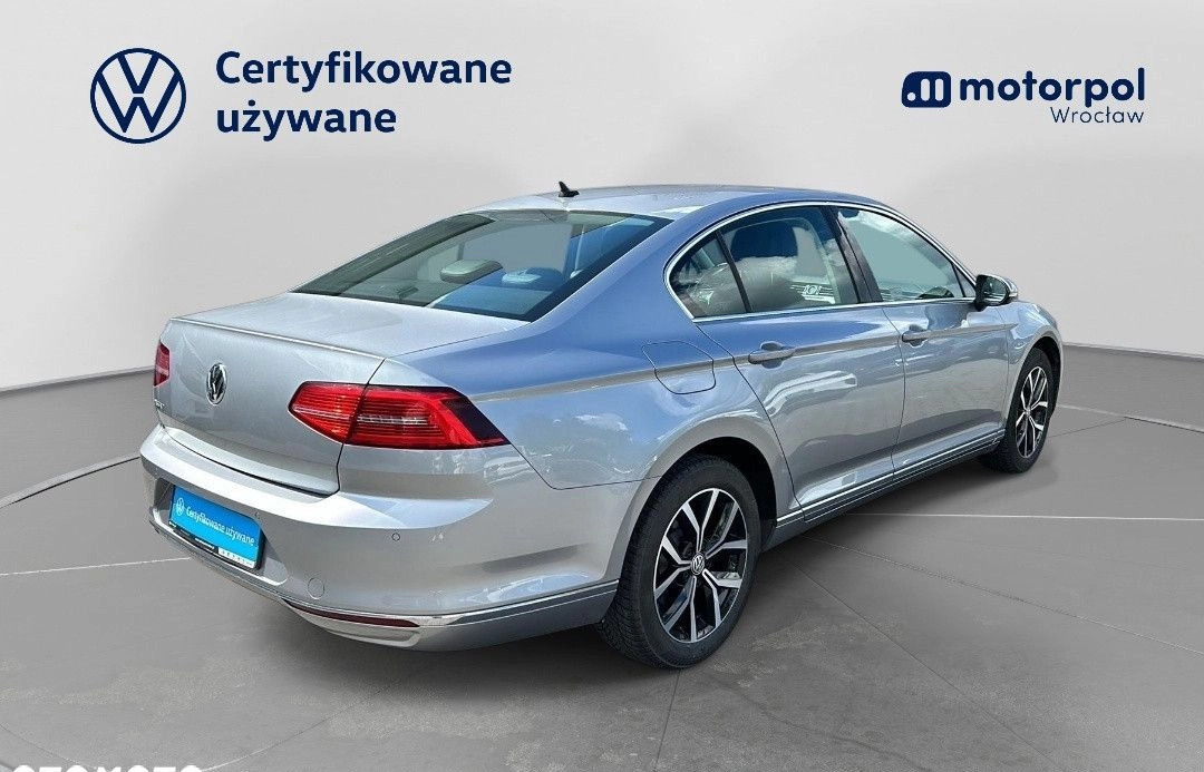 Volkswagen Passat cena 89900 przebieg: 150197, rok produkcji 2019 z Wągrowiec małe 466